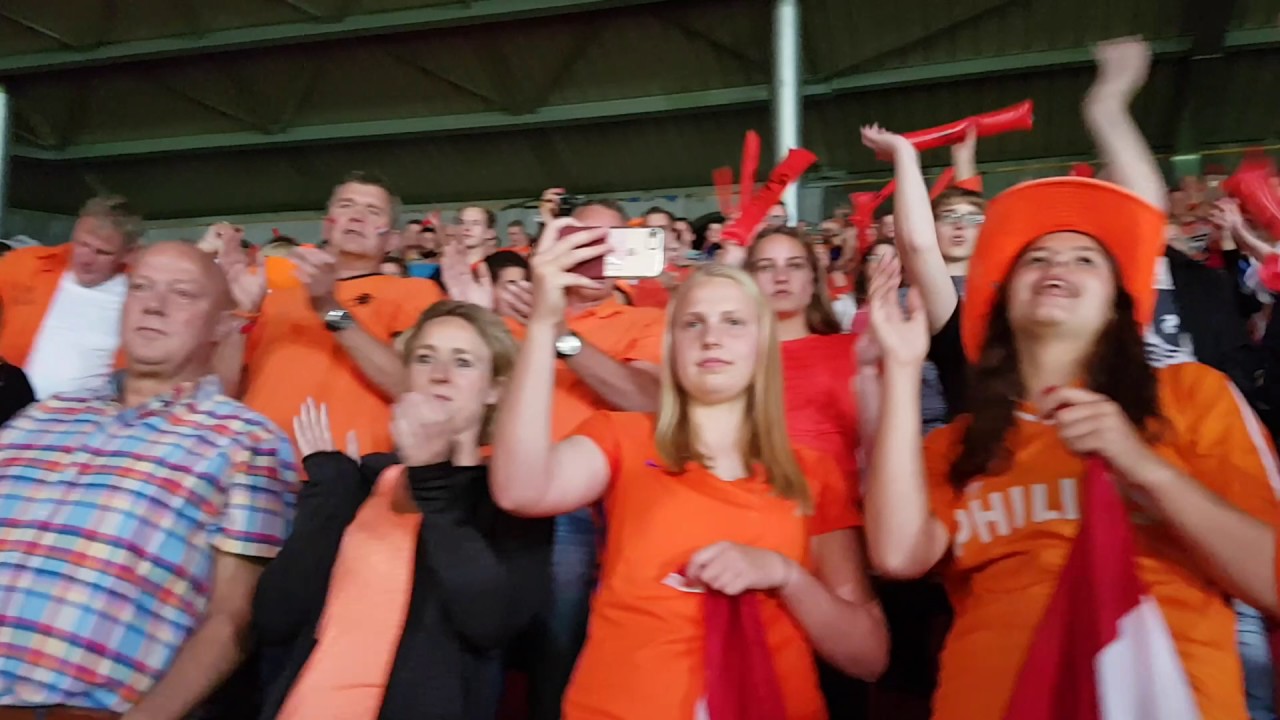 03-08-2017 Nederland - Engeland Halve finale EK: Oranje bedankt het - Waarom Doet Engeland Mee Aan Het Ek