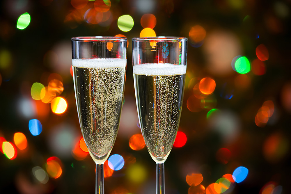 10 New Year's Eve Traditions | BudgetAir Australia Blog - Welke Dag Is Oud En Nieuw