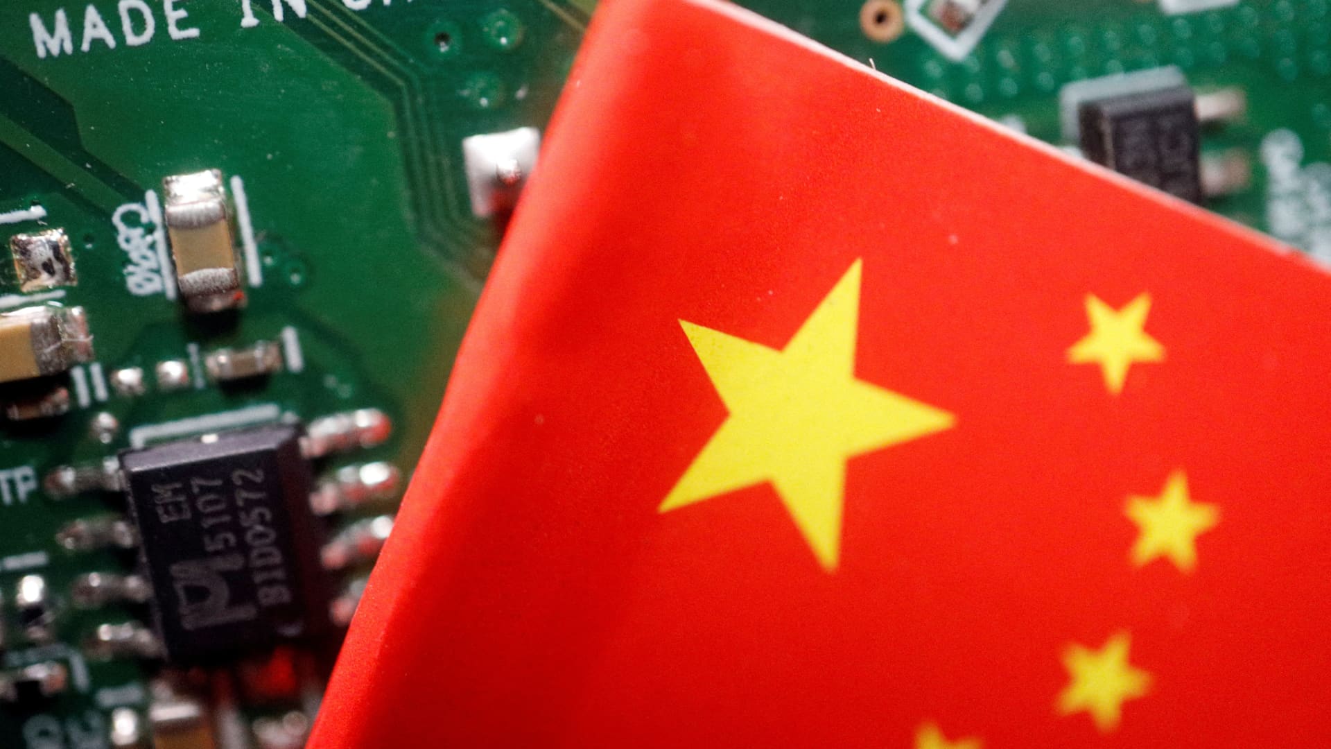 108069758-1733118336505-2024-12-02T050134Z_2373890_RC2VCZ9ITXAP_RTRMADP - Hoevaak Past Nederland In China