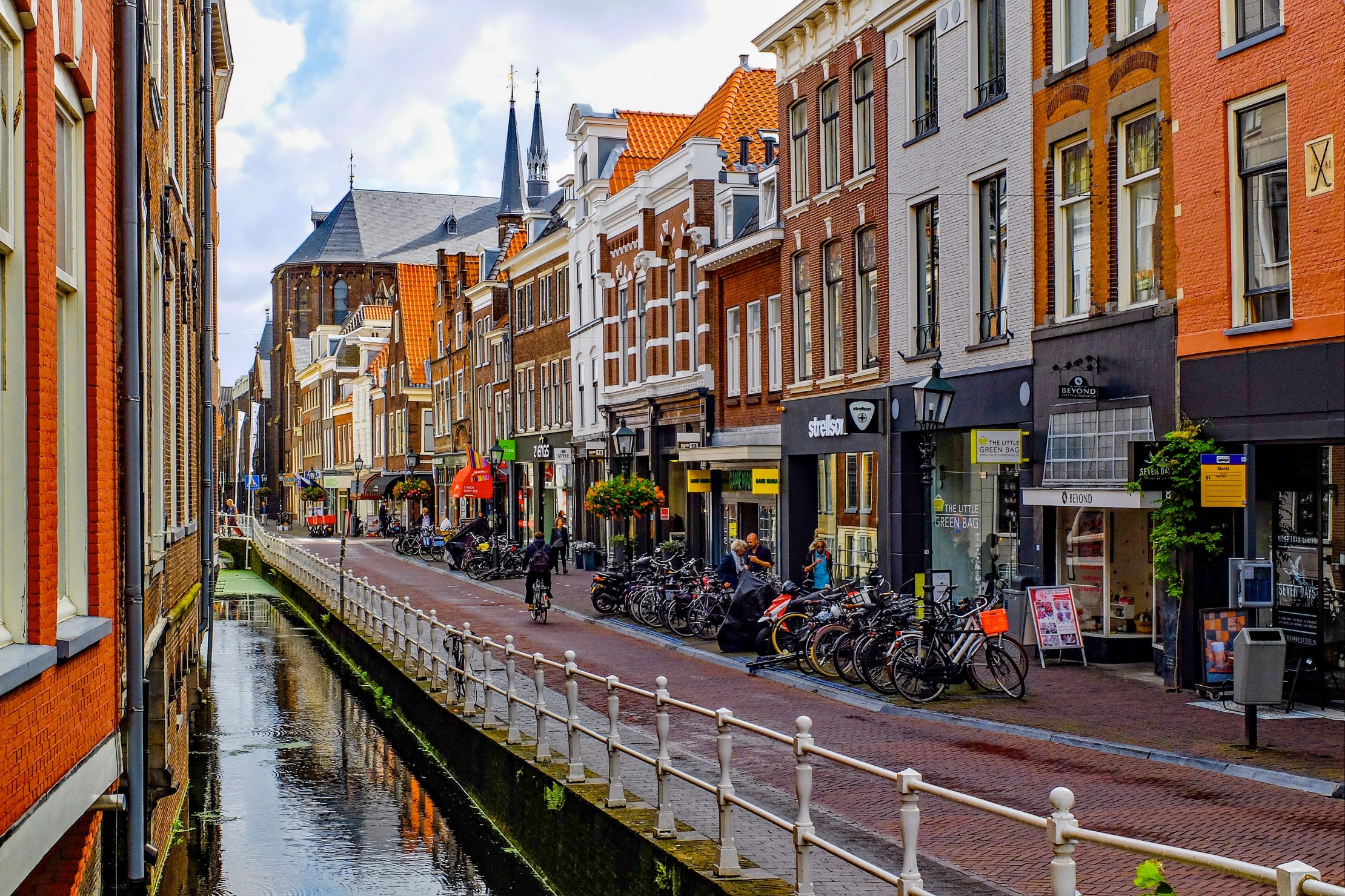 11 Reasons to Visit Delft - The Prettiest Town in The Netherlands - Delft University Of Technology Chemical Engineering