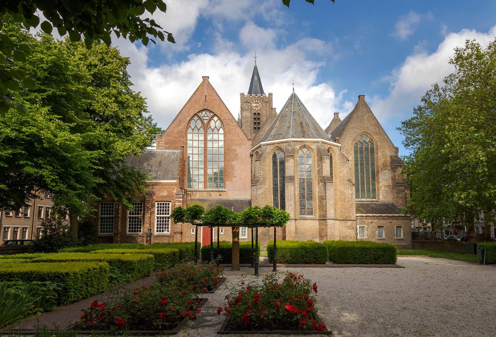 12 x bezienswaardigheden Schiedam: wat zien en doen? - Grote Of Sint Janskerk