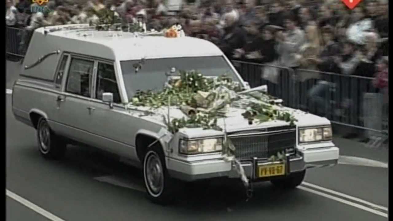 2002-05-10 Begrafenis en herdenkingen Pim Fortuyn in Rotterdam - YouTube - Wanneer Is Pim Fortuyn Overleden
