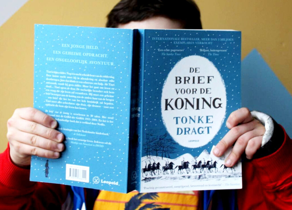 #3.3 Amon (9) leest De brief voor de koning — De Waanzinnige Podcast - Brief Naar De Koning