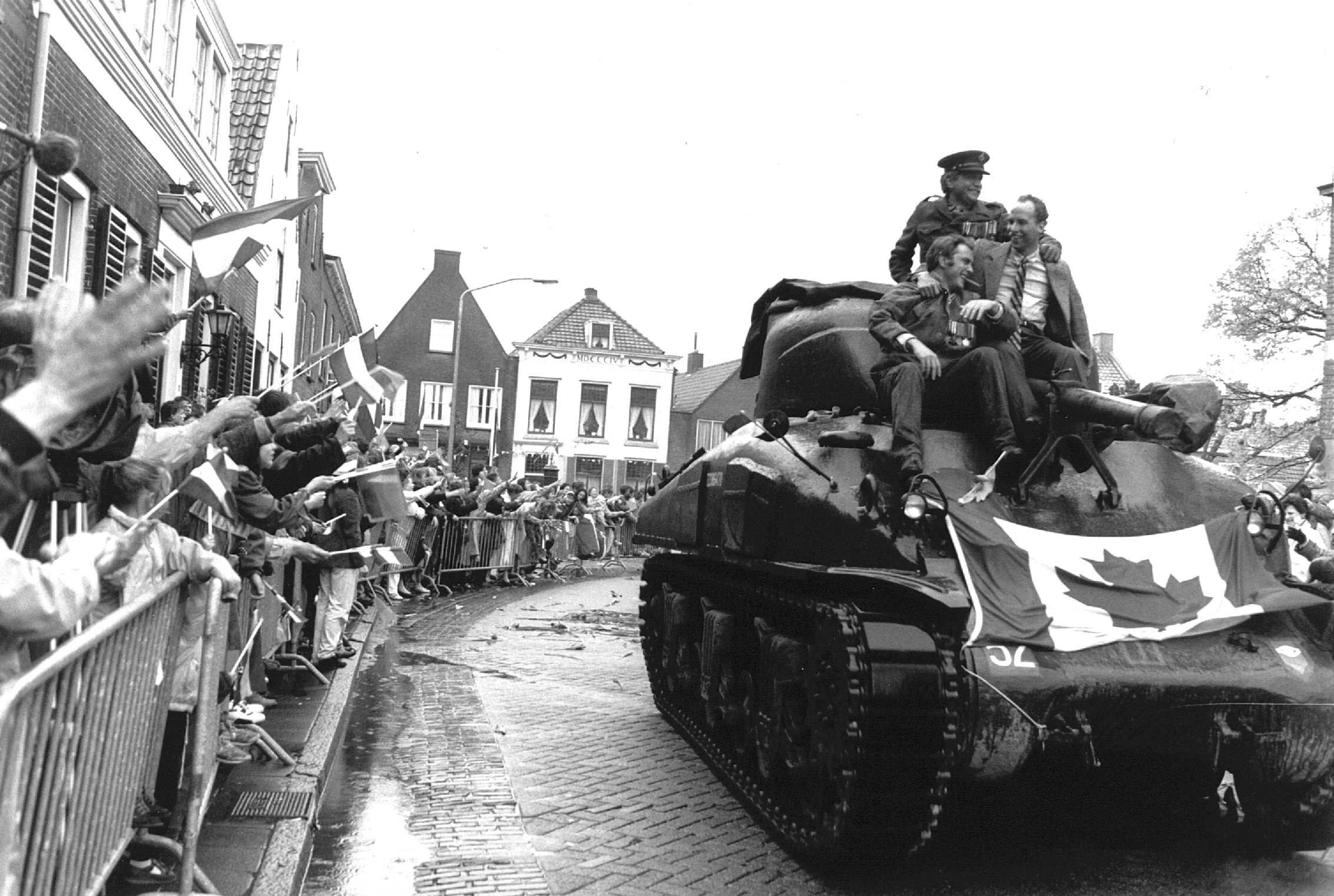 75 jaar bevrijding - Trouw - Wie Heeft Nederland Bevrijd In De Tweede Wereldoorlog