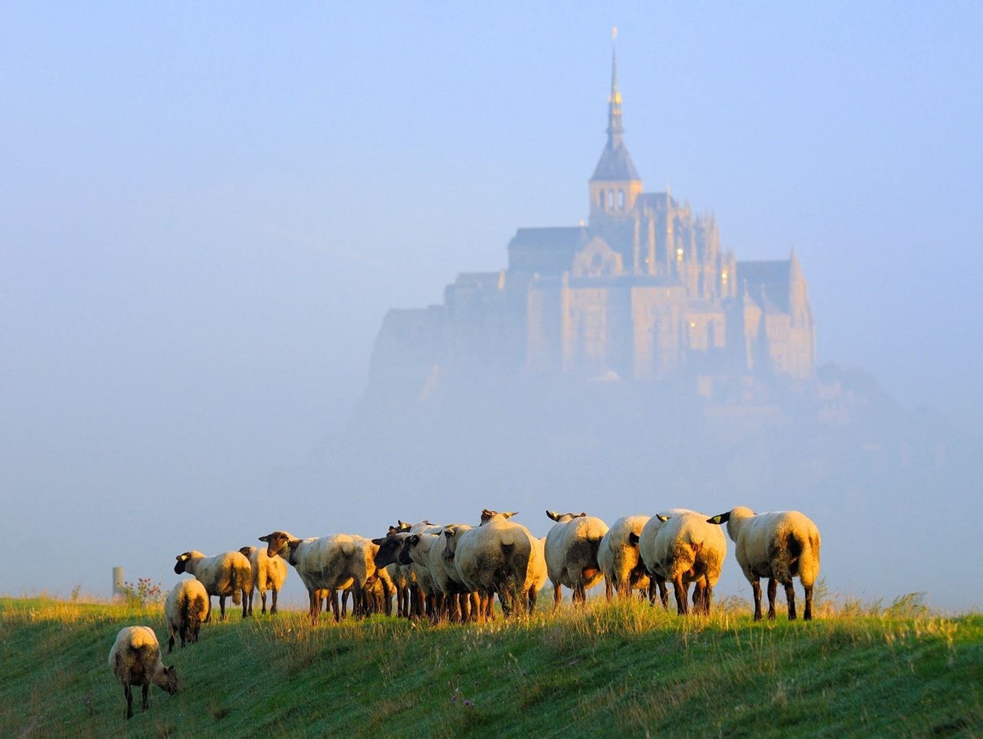 Bij Welke Franse Regio Hoort De Mont Saint Michel