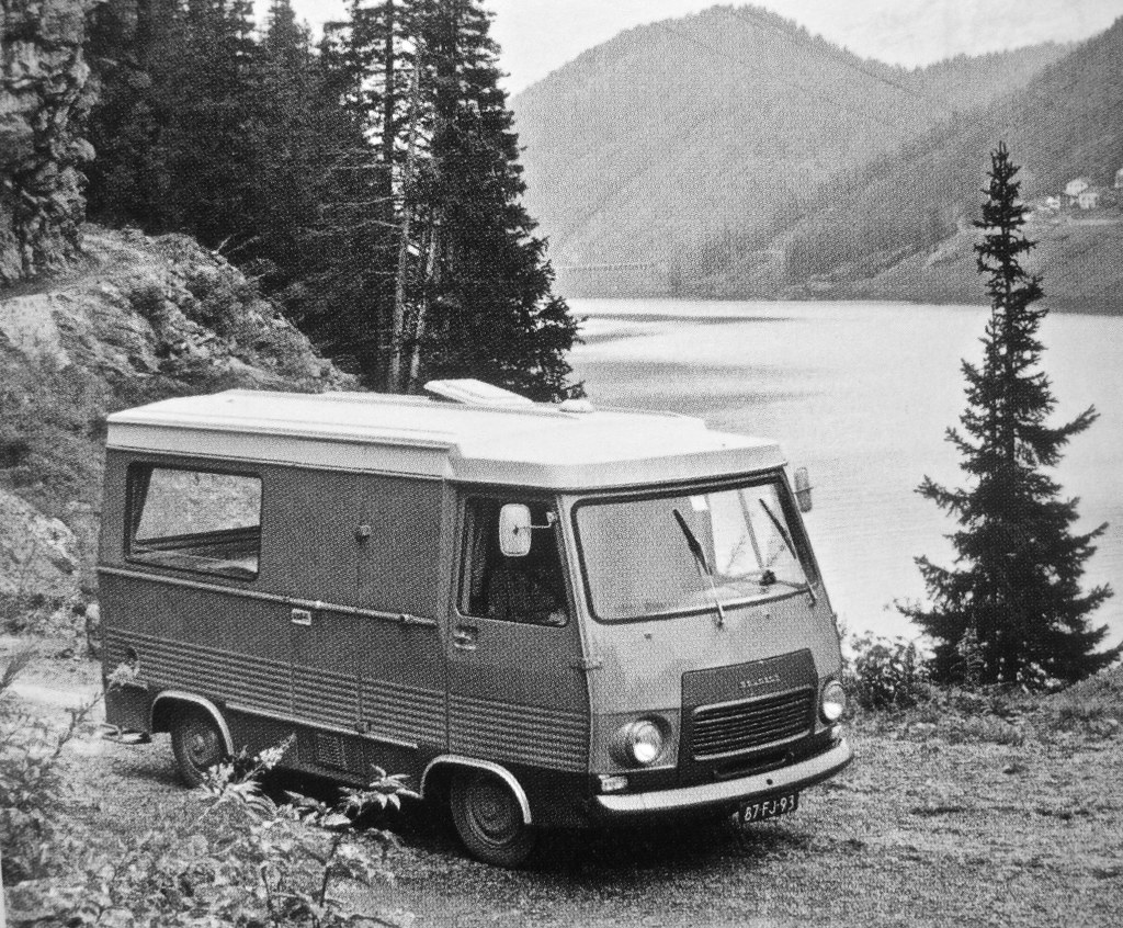 87-FJ-93 PEUGEOT J7 Camping-car 1975 | The Peugeot D4 was re… | Flickr - Waar Gaan Nederlanders Op Vakantie 2024