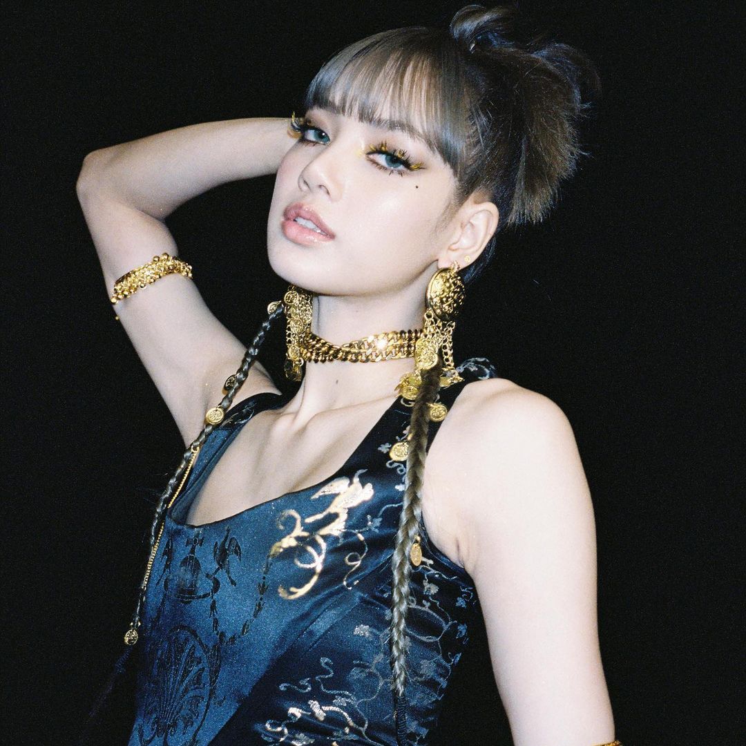 9 Moments That Prove Blackpink's Lisa Is a Style Icon - Lisa Het Geheim Van De Meester