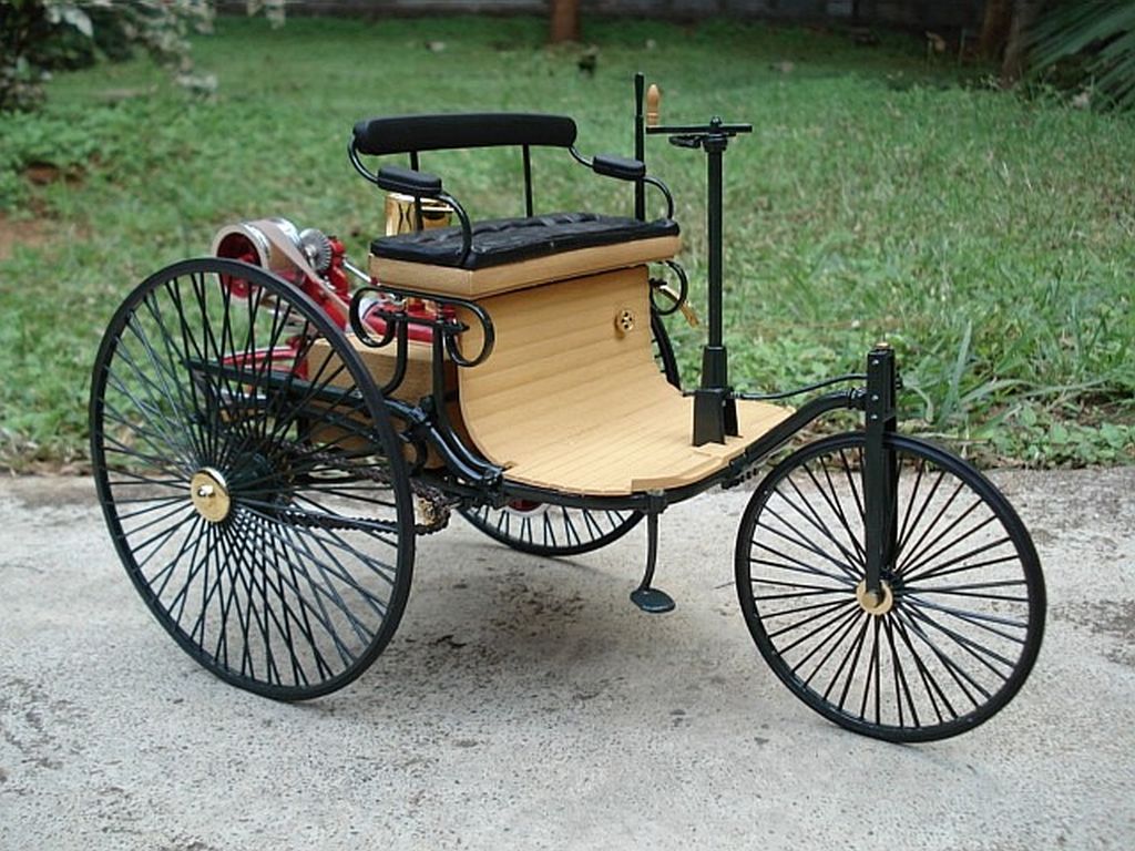 Abb_6.2_BUNT_Autofest_City_1886_Benz_Patent_Motorwagen.JPG (JPEG Image - Wat Was De Eerste Auto