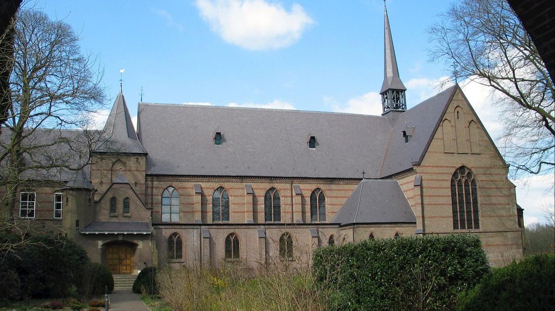 Abdij Sion in Diepenveen wordt een oecumenisch klooster - RTV Oost - Foto's Van Abdij Sion