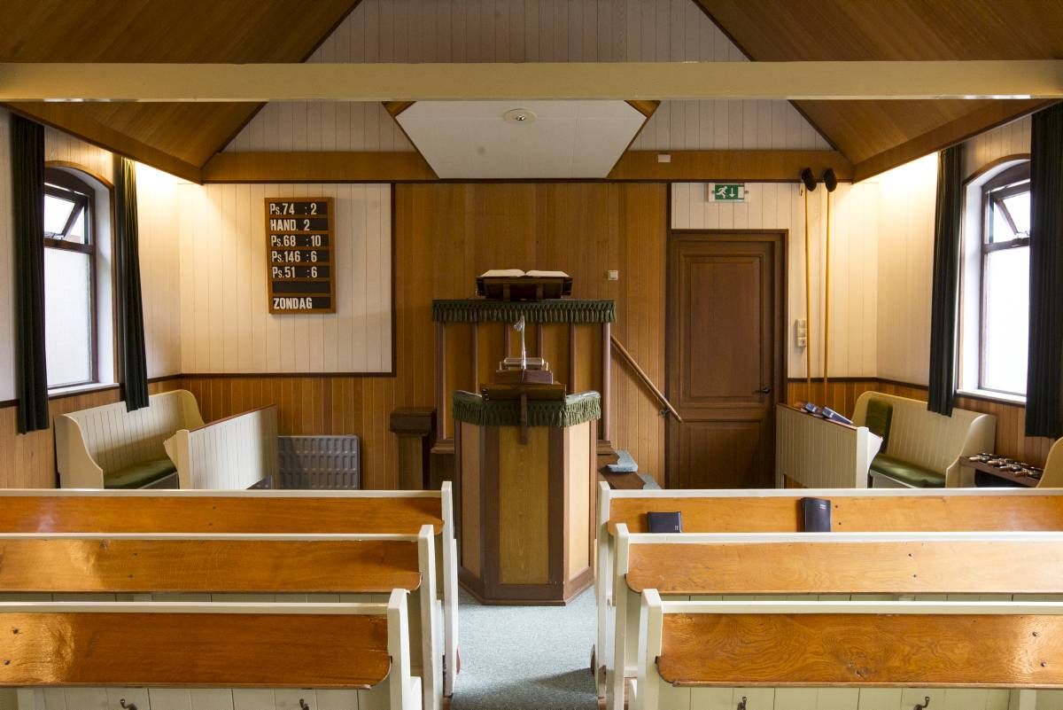Acht mansleden op ledenvergaderingen in oud gereformeerd Overberg - Oud Ger Gem Overberg