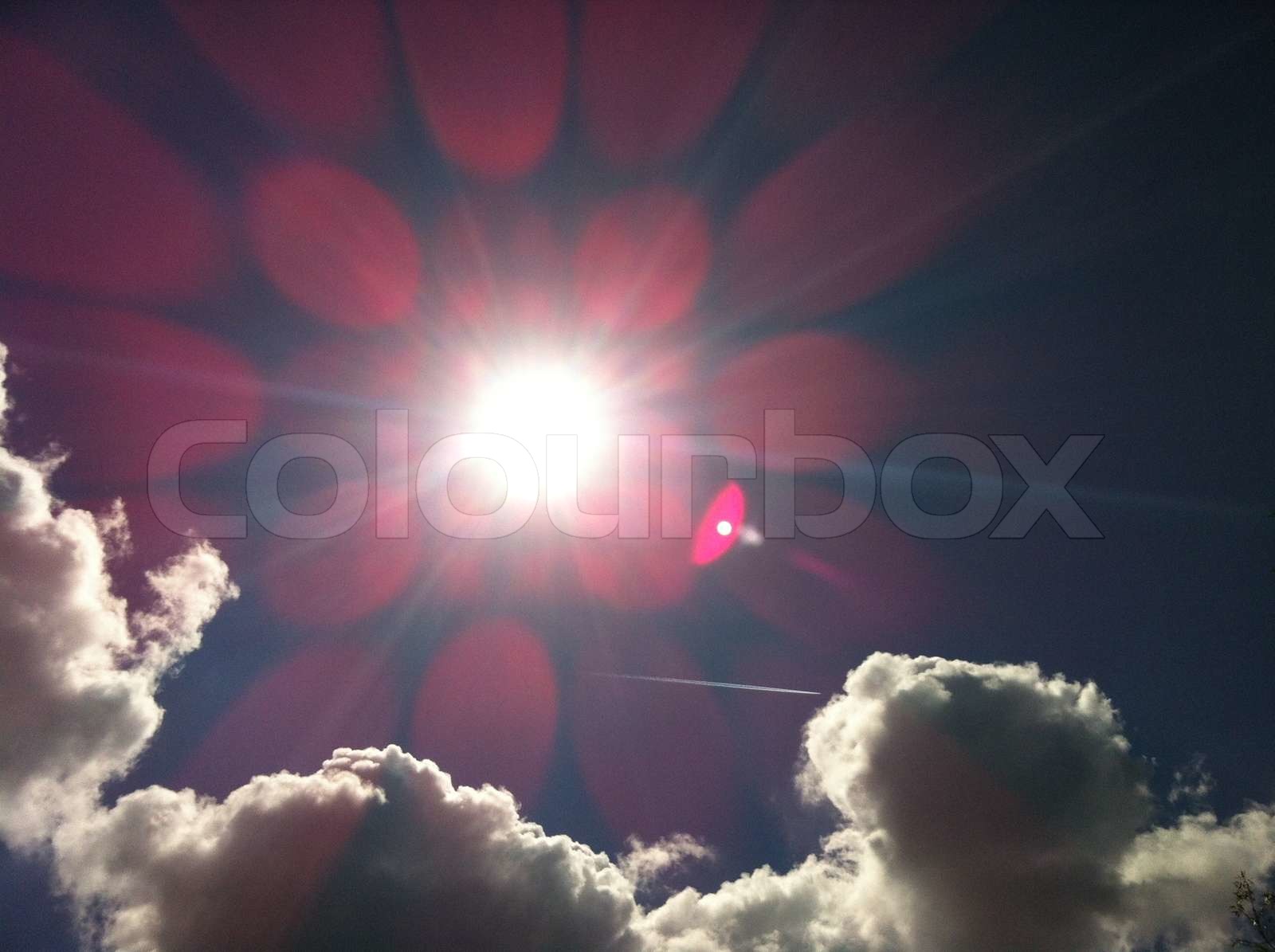 Achter de wolken schijnt de zon | Stock image | Colourbox - Achter De Wolken Schijnt De Zon Betekenis