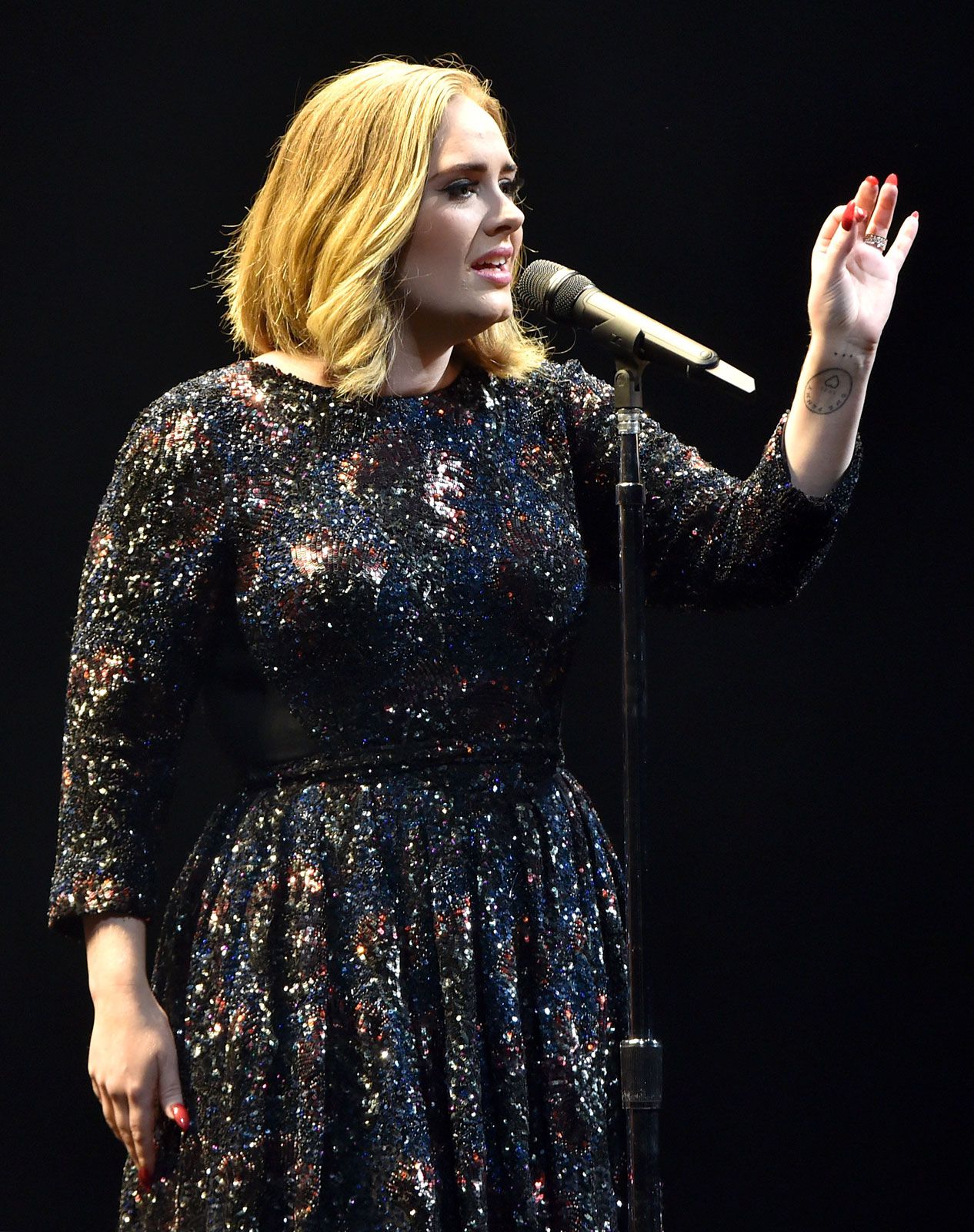 Adele | Biography, Songs, Albums, Hello, 30, & Facts | Britannica - Adele Someone Like You Lyrics