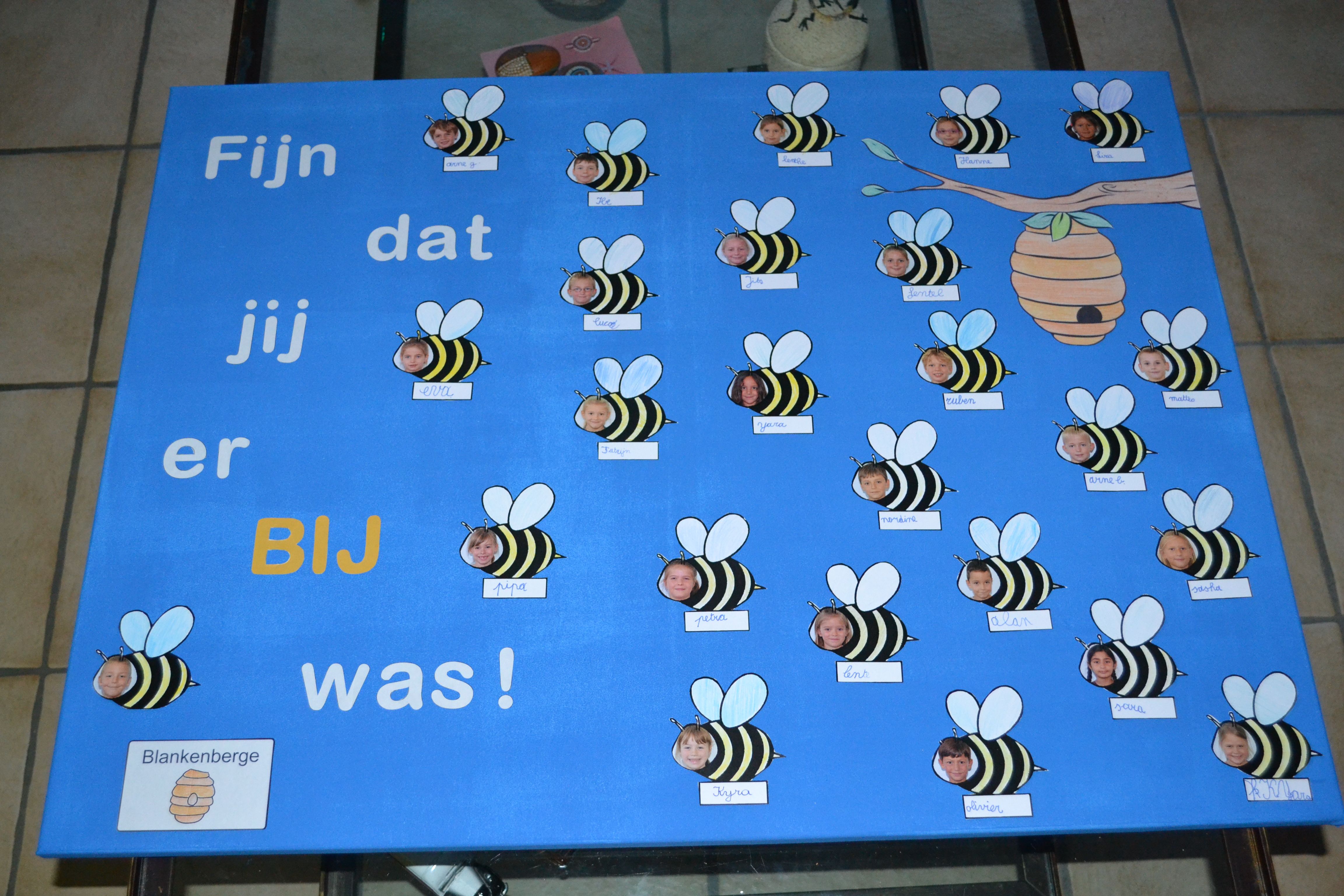 Afscheidscadeau voor een leerling die gaat verhuizen en dus ook naar - Schilderstuk Van Een Ouder Meisje