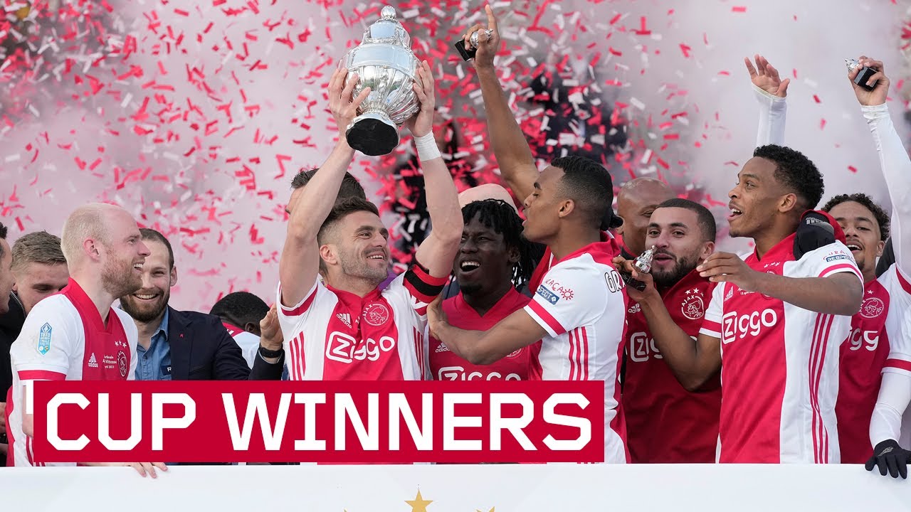 Ajax wint voor de 20e keer de KNVB Beker 🏆 | BEKERUITREIKING - YouTube - Hoeveel Keer Heeft Psv De Knvb Beker Gewonnen