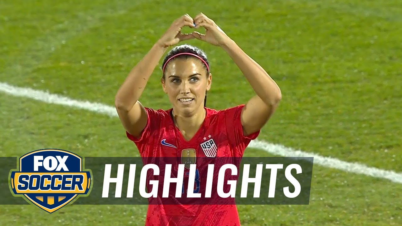 Alex Morgan scores her 100th goal for the USWNT | Women's International - Welk Nummer Stond Op Nummer 1 Toen Ik Geboren Werd