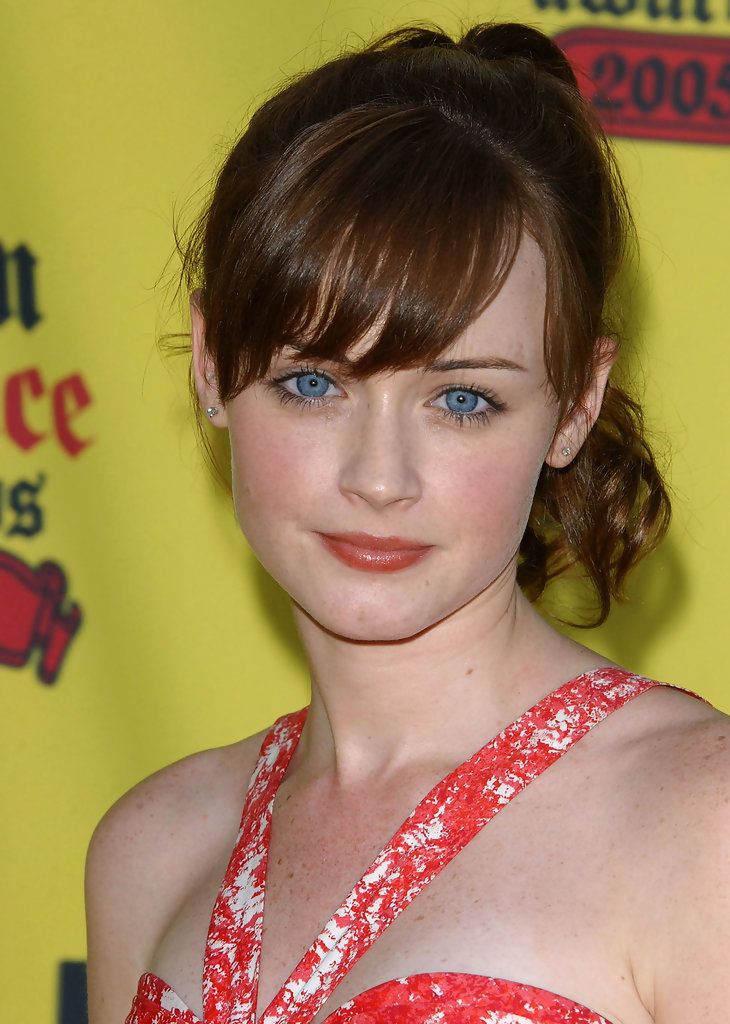Alexis Bledel Photostream | Alexis bledel, Bledel, Brunette beauty - Films En Tv-programma's Met Alexis Bledel