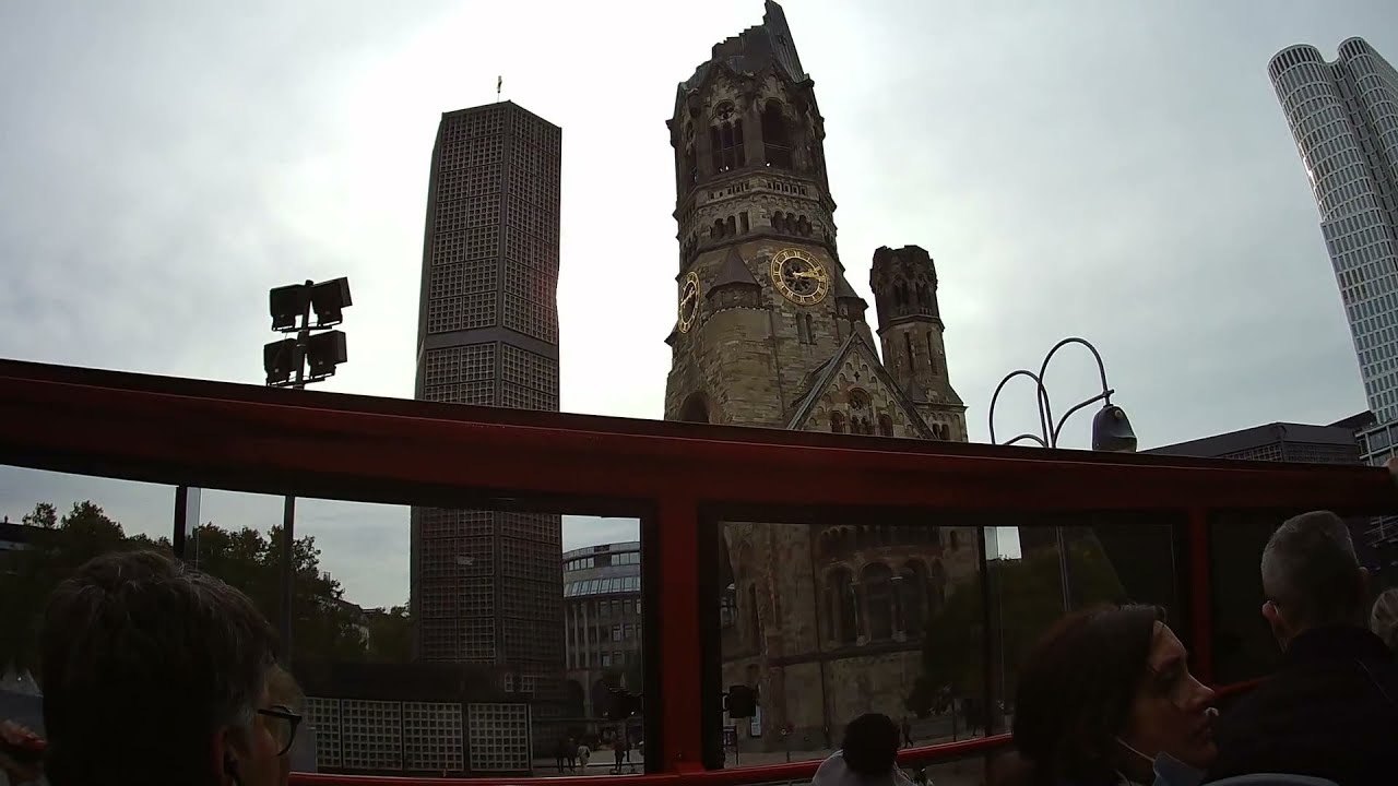 Alleen vogels vliegen van Oost naar West Berlijn - YouTube - Alleen De Vogels Vliegen Van Oost Naar West Berlijn
