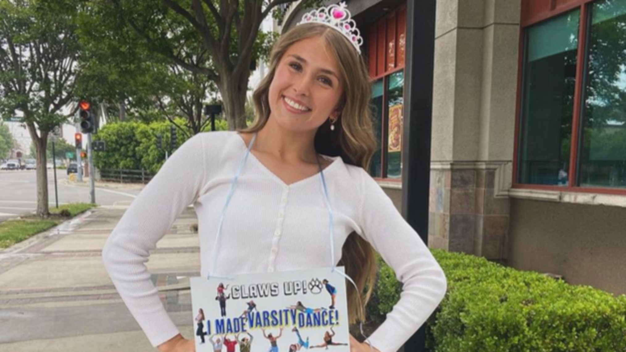 'America's Got Talent' Contestant Emily Gold Dies at 17 - Emily Vancamp Movies And Tv Shows