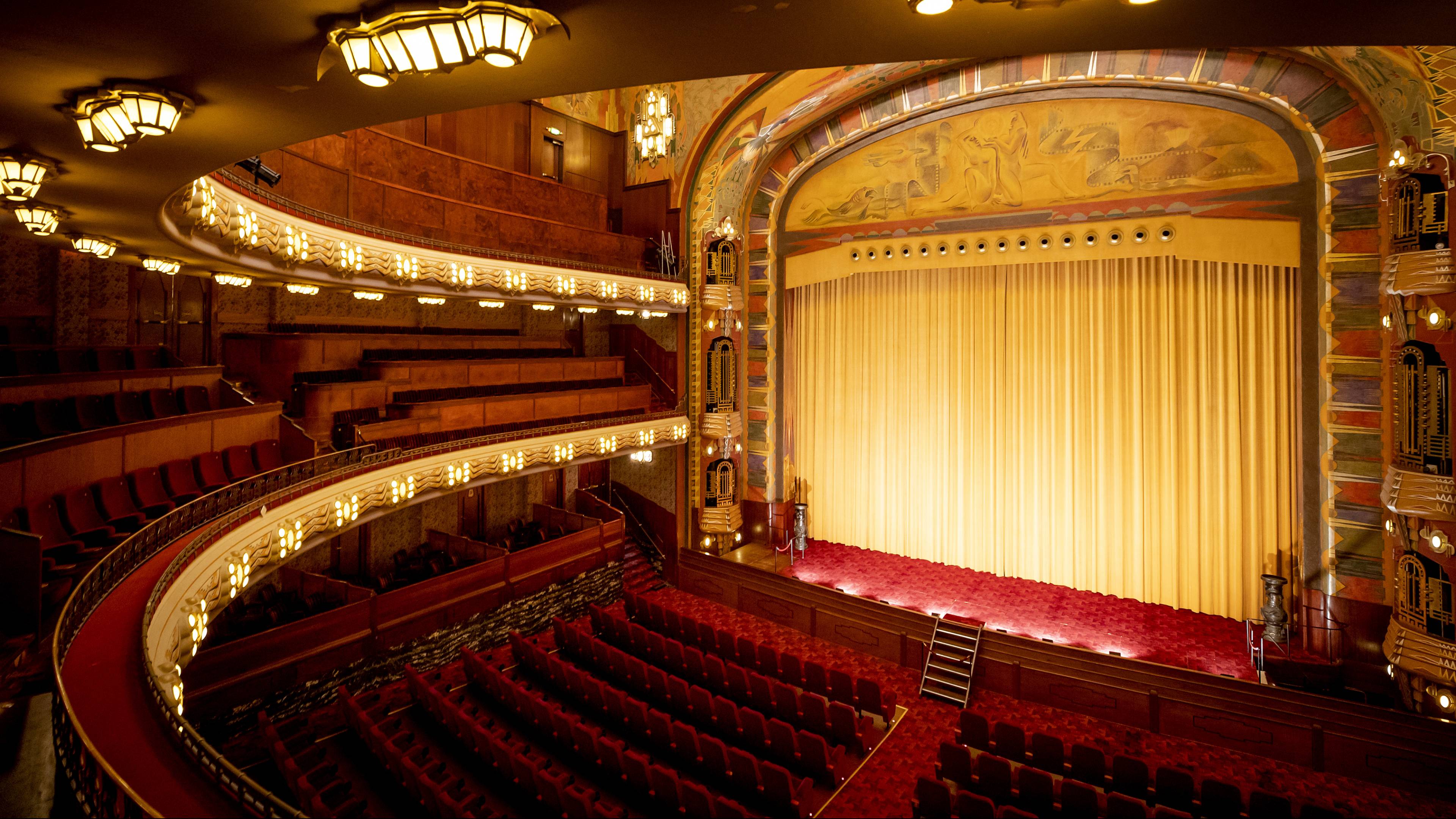 Amsterdam cinema Tuschinski celebrates 100th birthday and is now royal - Hoeveel Pathé Bioscopen Zijn Er In Nederland