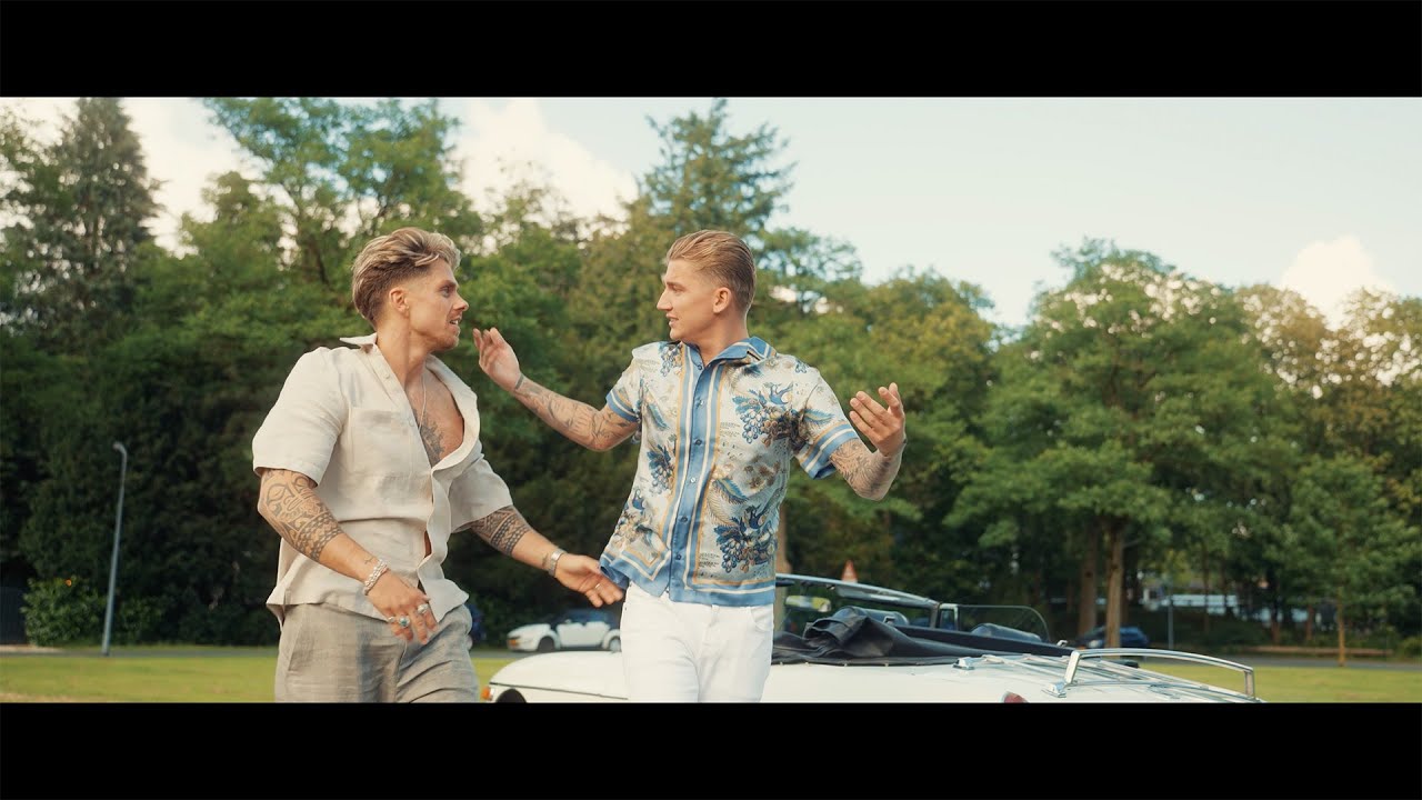 André Hazes & Mart Hoogkamer - Zij Is Van Mij (Officiële Videoclip - Zij Is De Boodschapster Van De Goden