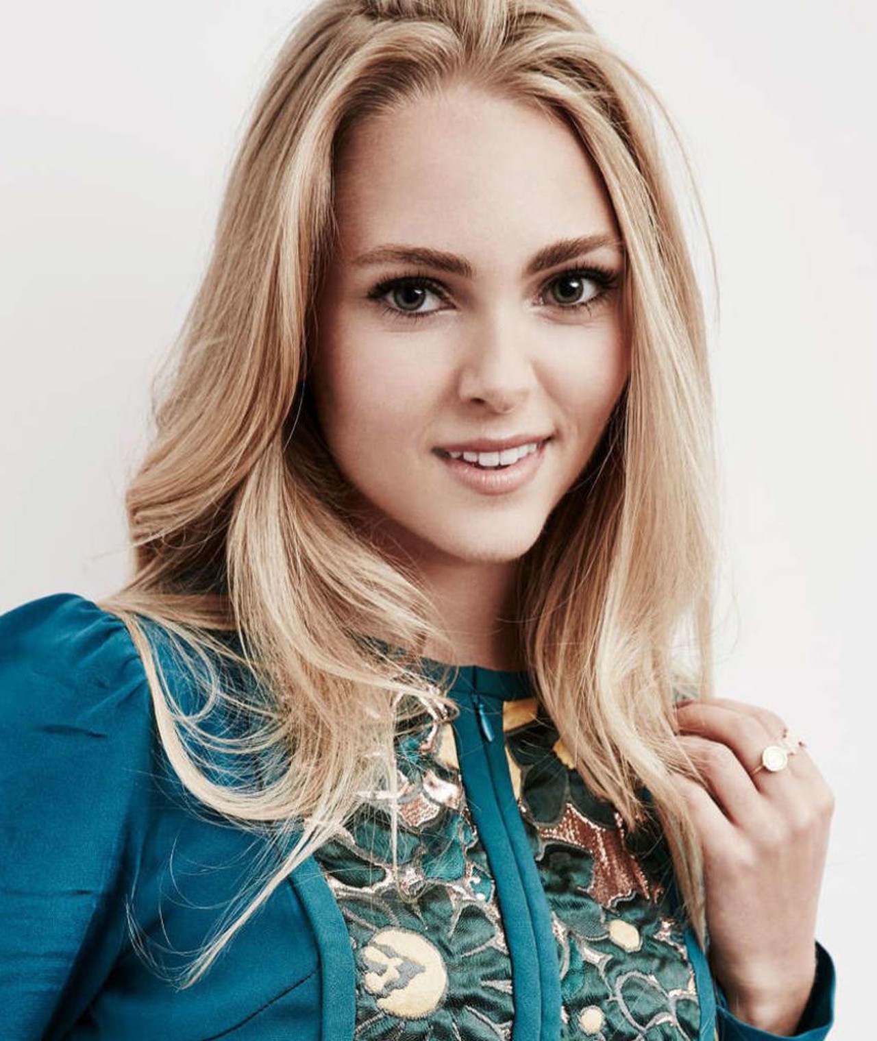 Annasophia Robb Movies And Tv Shows