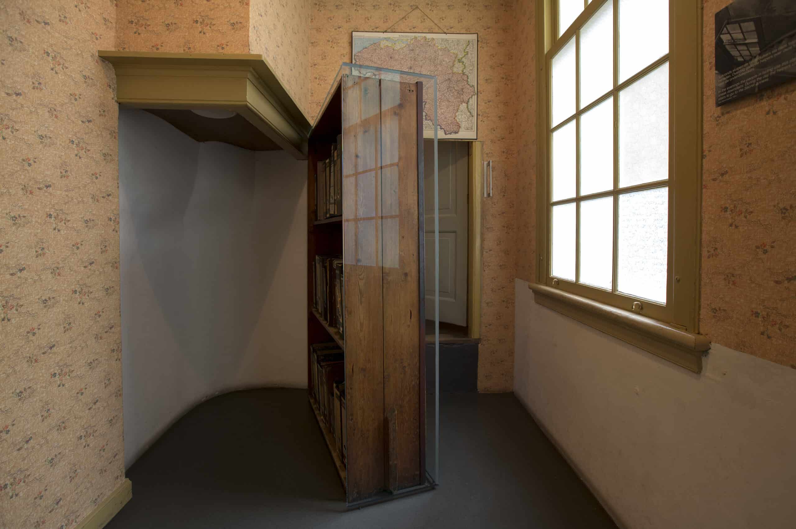 Hoe Lang Zat Anne Frank Ondergedoken
