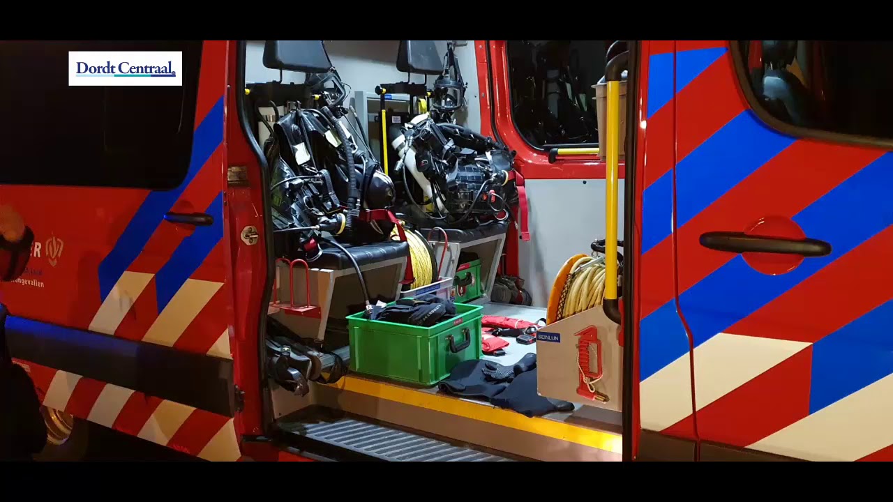 Auto te water Veer Kop van Land Dordrecht - YouTube - Veer Kop Van Het Land