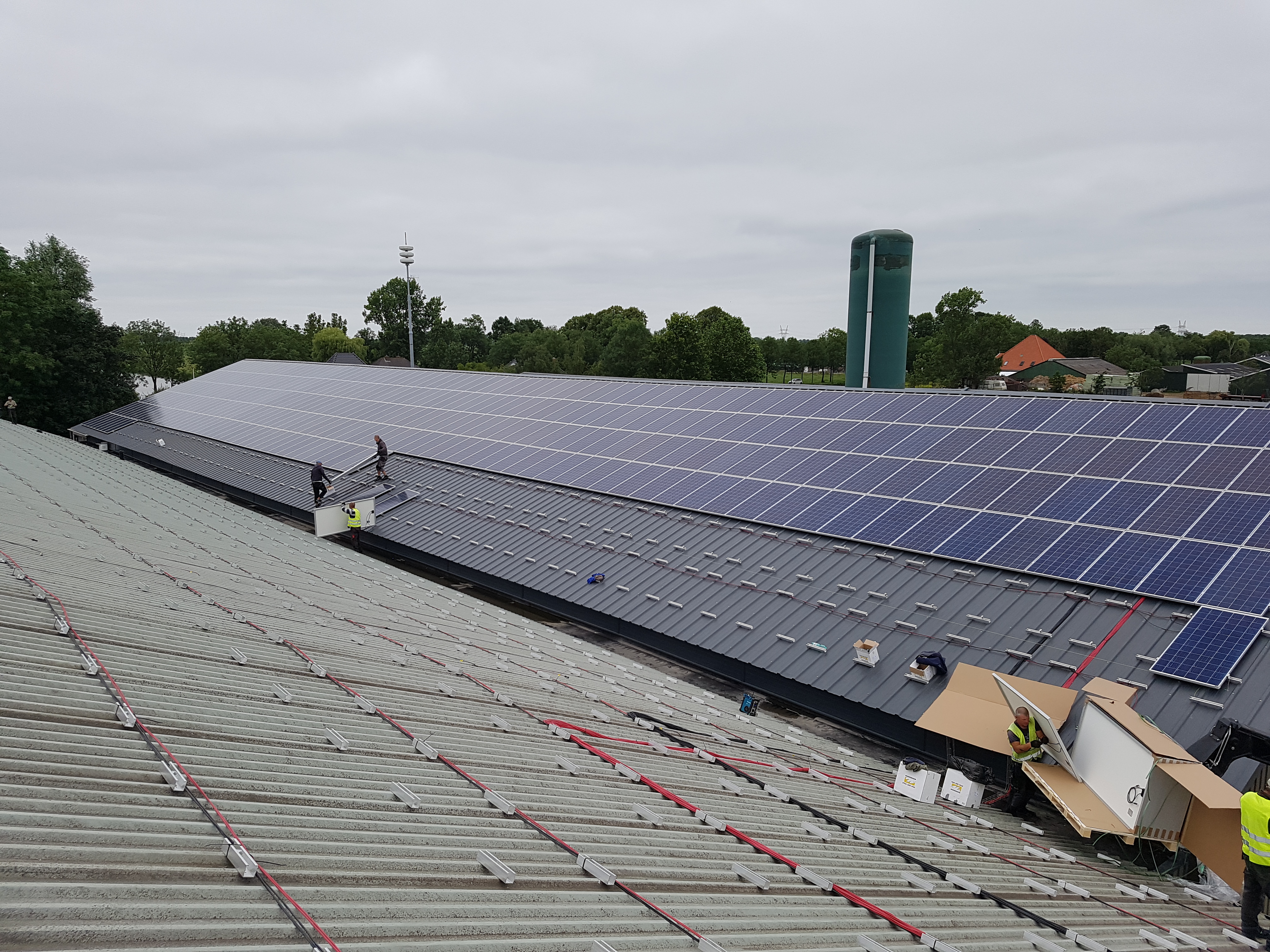 Barneveld / ValkPitched Trapezoidal - Van der Valk Solar Systems - Van De Valk Barneveld