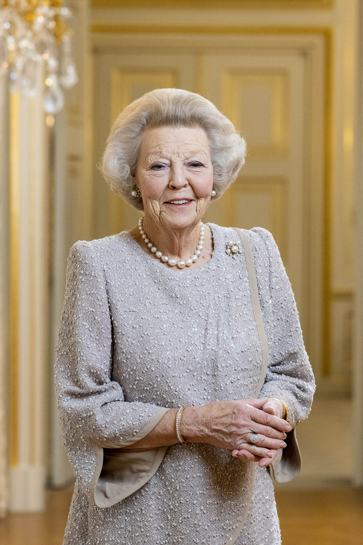 Beatrix - ElsiRutika - Wat Is De Echte Achternaam Van Koningin Beatrix