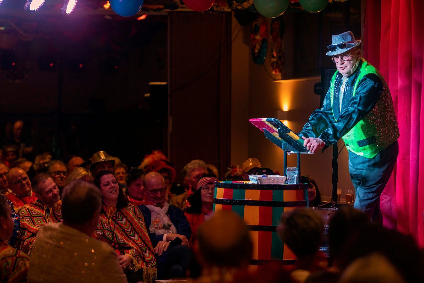 Bespelen Van Het Publiek Voorbeeld