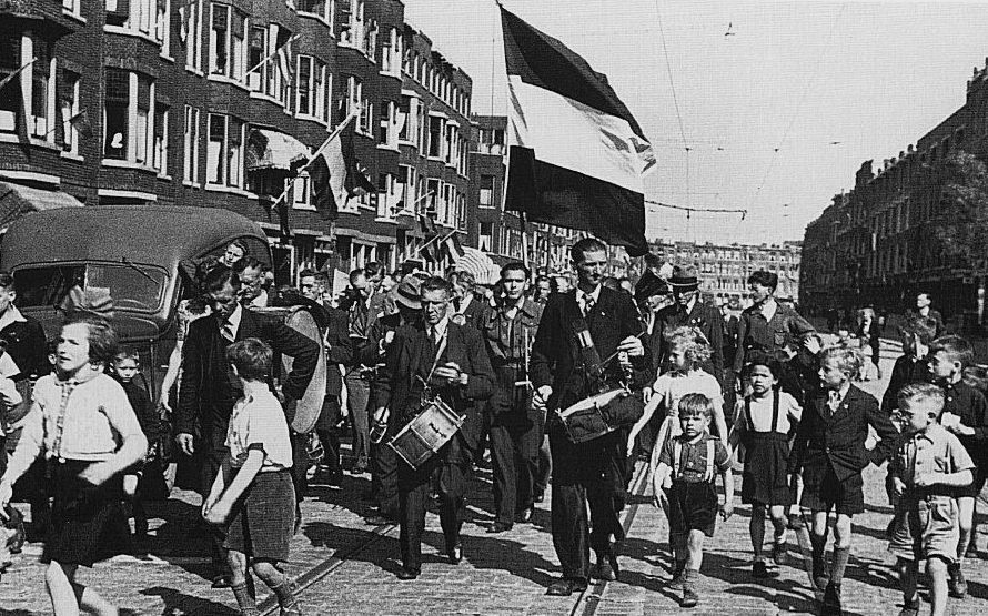 BeukelswegViering Bevrijding 1945 | Rotterdam, Groningen, Nederland - Aantal Joden In Nederland Voor De Tweede Wereldoorlog