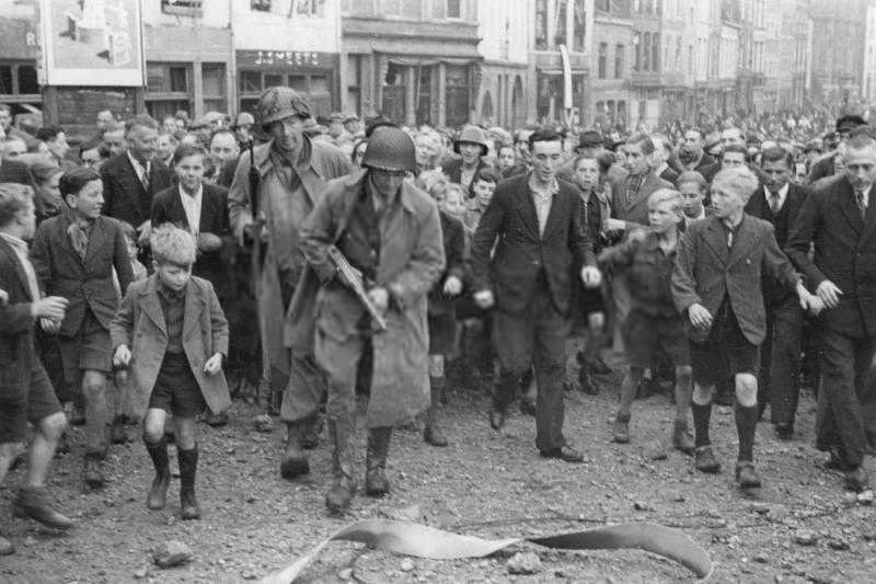 Bevrijding Nederland - Tweedewereldoorlog.nl - Begin Tweede Wereldoorlog In Nederland