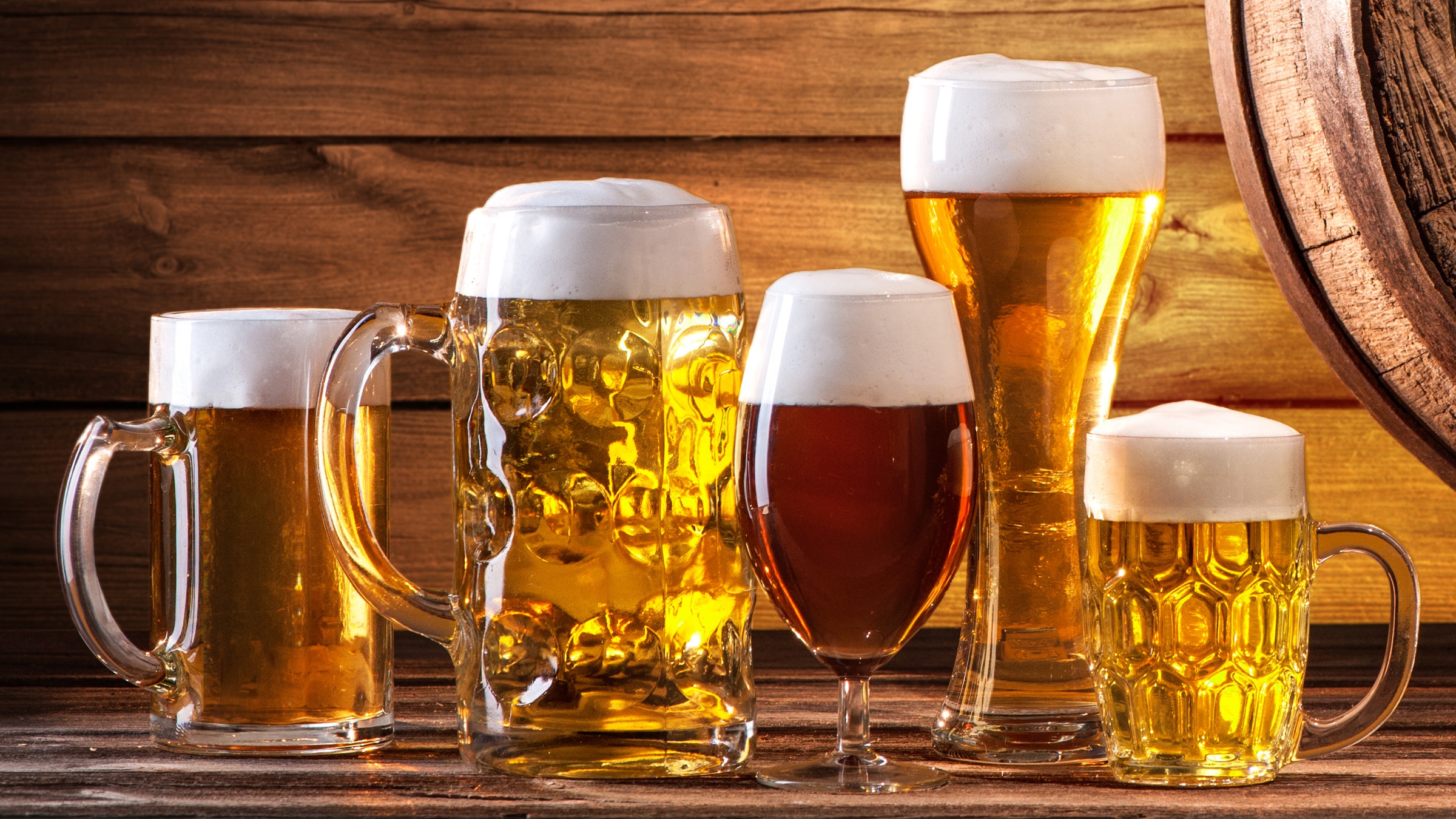 Bier: Zutaten, Herstellungsverfahren & Rezepte mit Bier | Alnatura - Bier Bij Kassa 5 Letters
