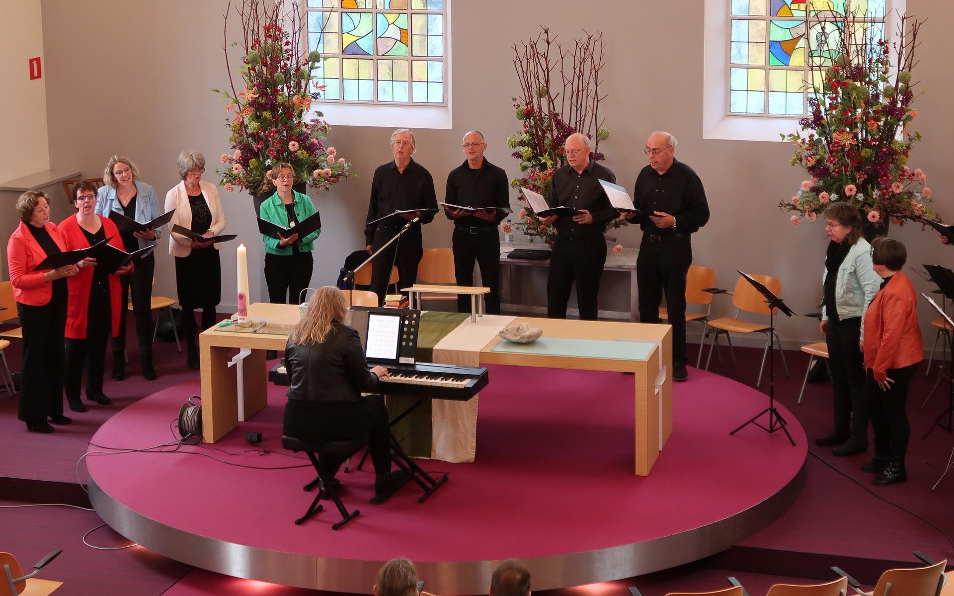 Bijzonder koor uit Makkum, dat ook kerkdiensten verzorgt, bestaat halve - Waar Vind Ik Antiliaanse Kerkdiensten