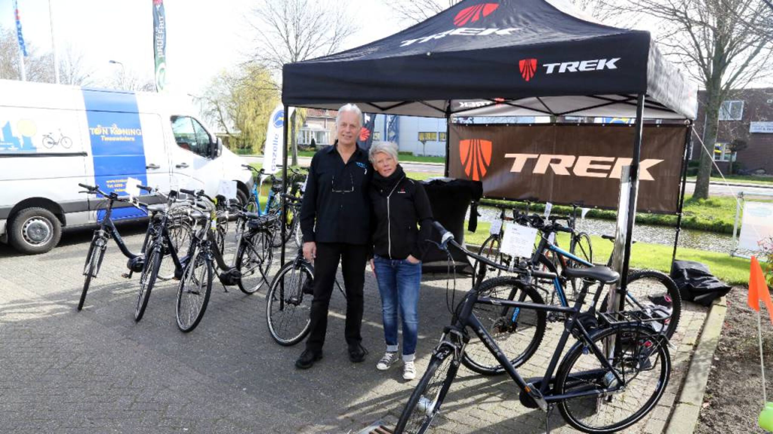 Bike Totaal Ton Koning Tweewielers - Fietsenwinkel en fietsreparatie - Bike Totaal Mirjam - Fietsenwinkel En Fietsreparatie
