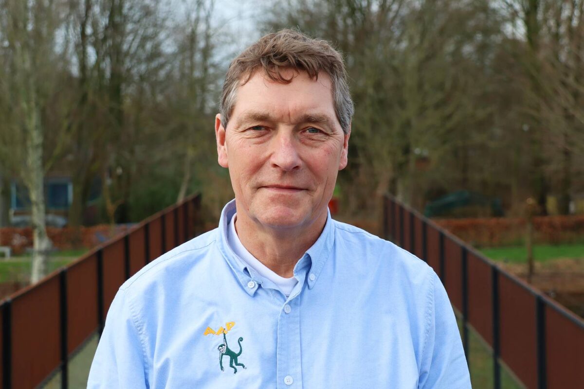 Blog: David van Gennep treedt terug als directeur - Stichting AAP - David Van Gennep Salaris