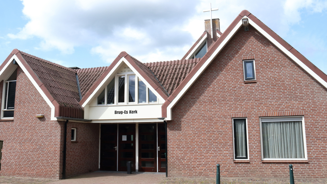 Brug Es Kerk Dwingeloo
