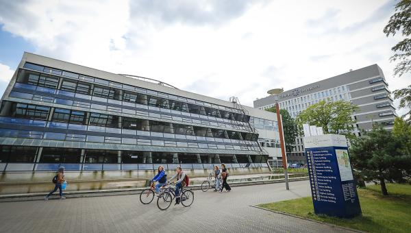 Campus map and buildings Tilburg University | Tilburg University - Gebouw Cobbenhagen En Campus Universiteit Tilburg