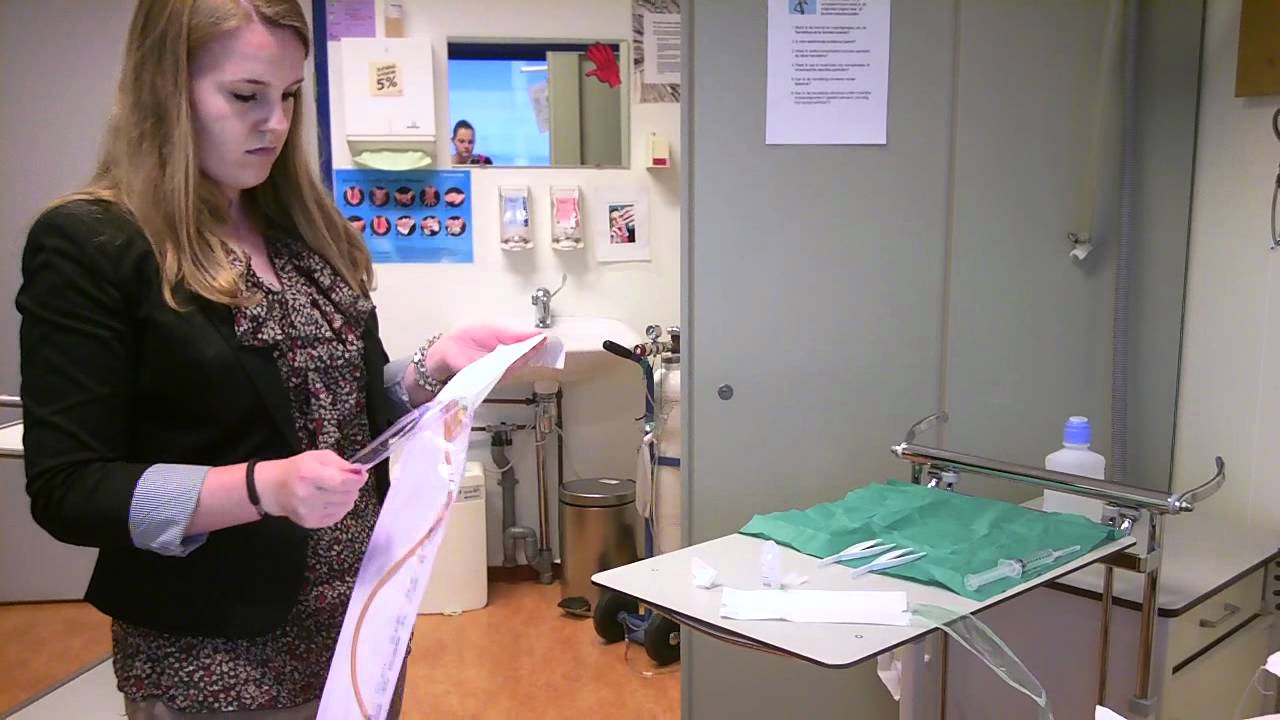 Catheteriseren Man.MP4 - YouTube - Katheter Plaatsen Bij Een Vrouw