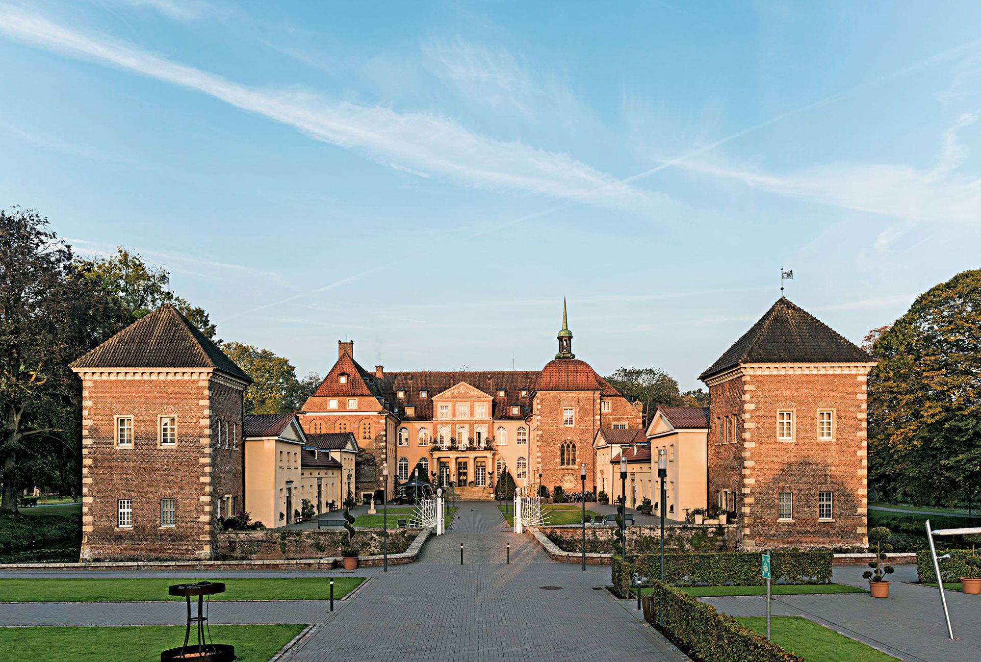 Châteauform‘ Schloss Velen in Velen auf www.top250tagungshotels.de - Velen Zijn Geroepen Maar Weinigen Uitverkoren
