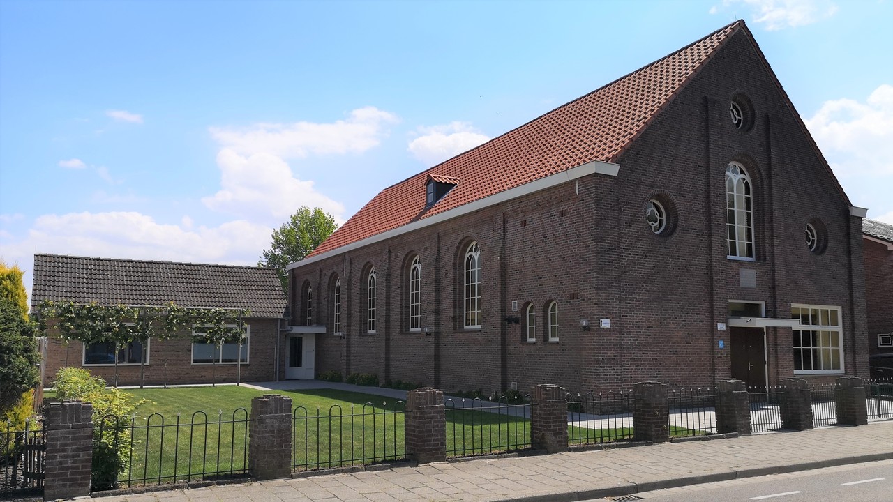 Chr. Geref. Kerk Zaamslag - Chr Geref Kerk Damwoude