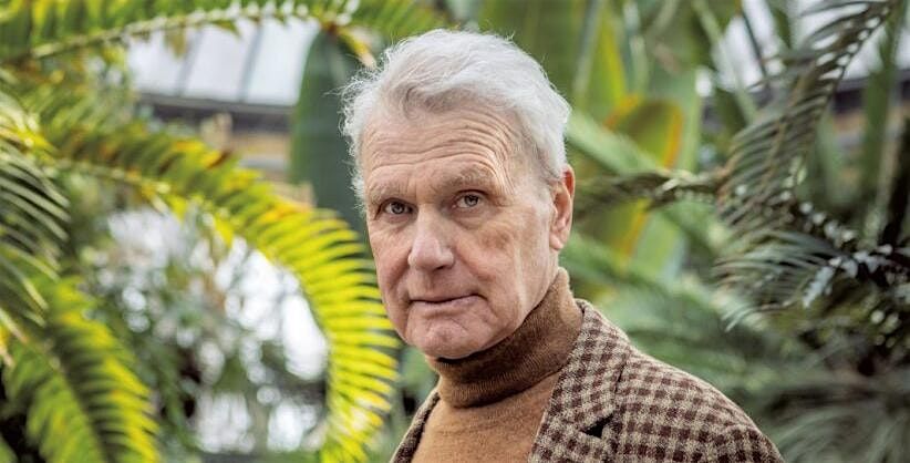 Adriaan Van Dis De Kolonie Mept Terug