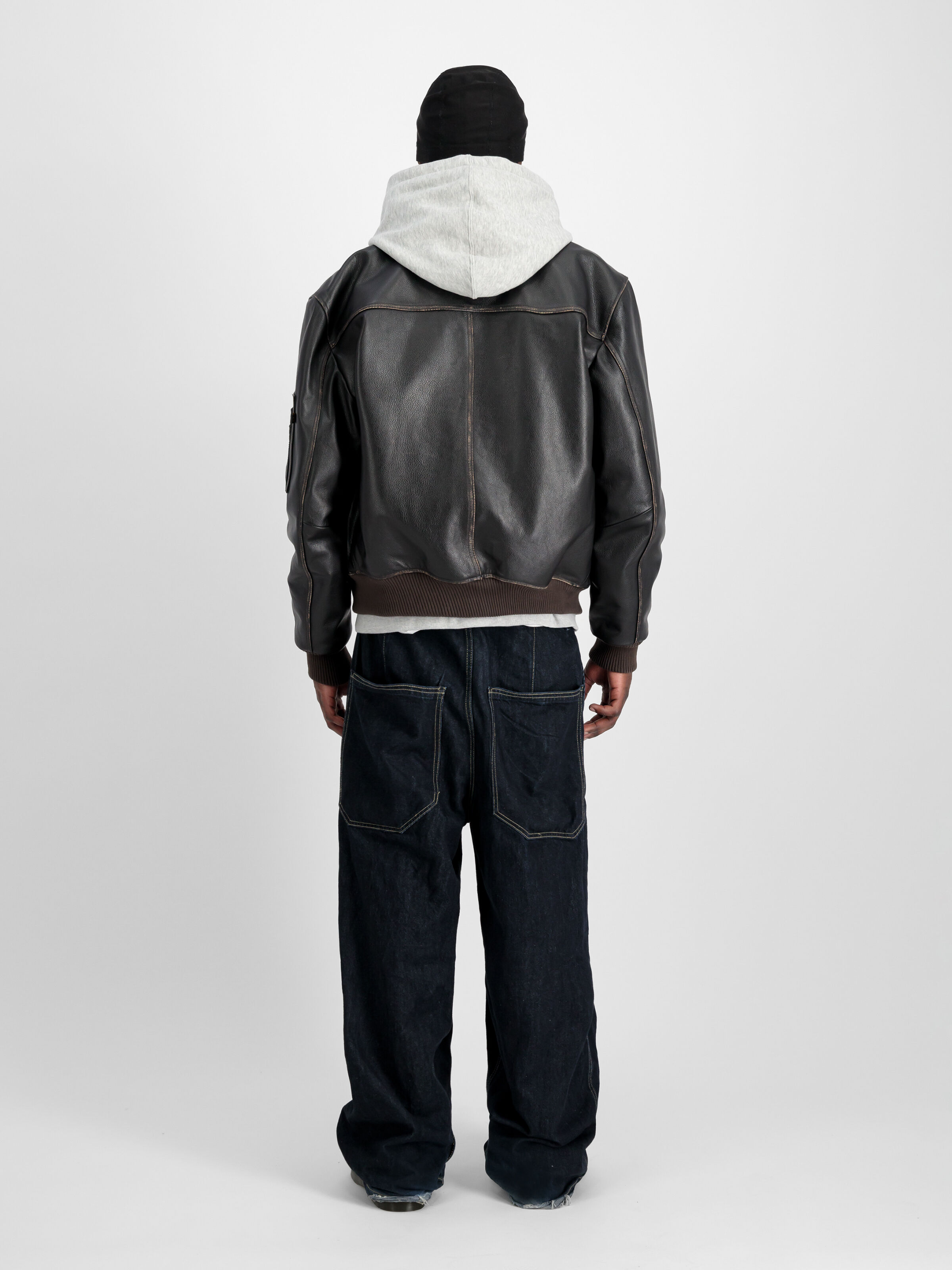 CWU Leather | Alpha Industries - Welke Foundation Geeft Niet Af