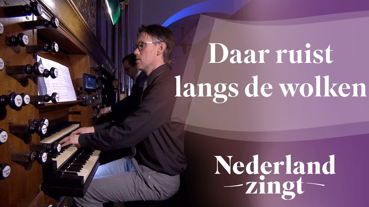 Daar Ruist Langs De Wolken Tekst: Mystieke Verhalen In Twintig Woorden - Daar Ruist Langs De Wolken Tekst