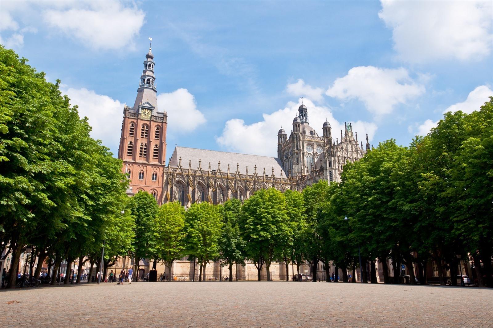Dé 18 mooiste bezienswaardigheden van 's Hertogenbosch (Den Bosch) - Kerk Den Bosch Centrum
