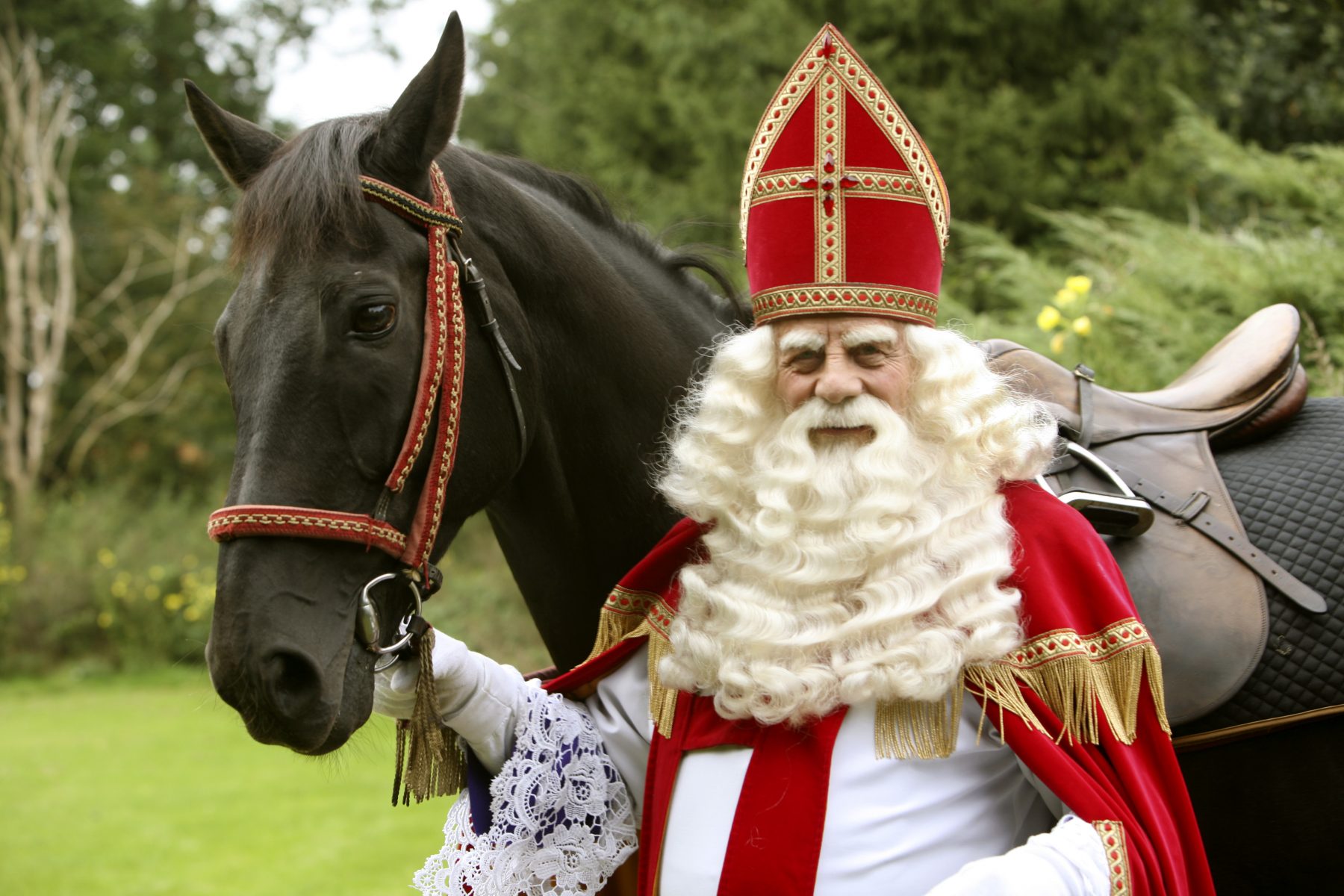 De enige échte Sinterklaas (welcome back, Bram) terug in nieuwe - Bram Het Leven Van Een Loser