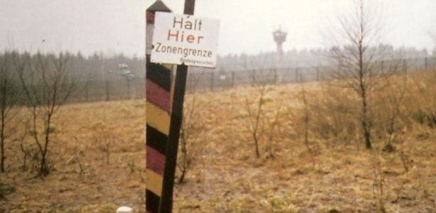 De grens tussen Oost en West Duitsland | IsGeschiedenis - Ijzeren Gordijn Grens Oost Duitsland