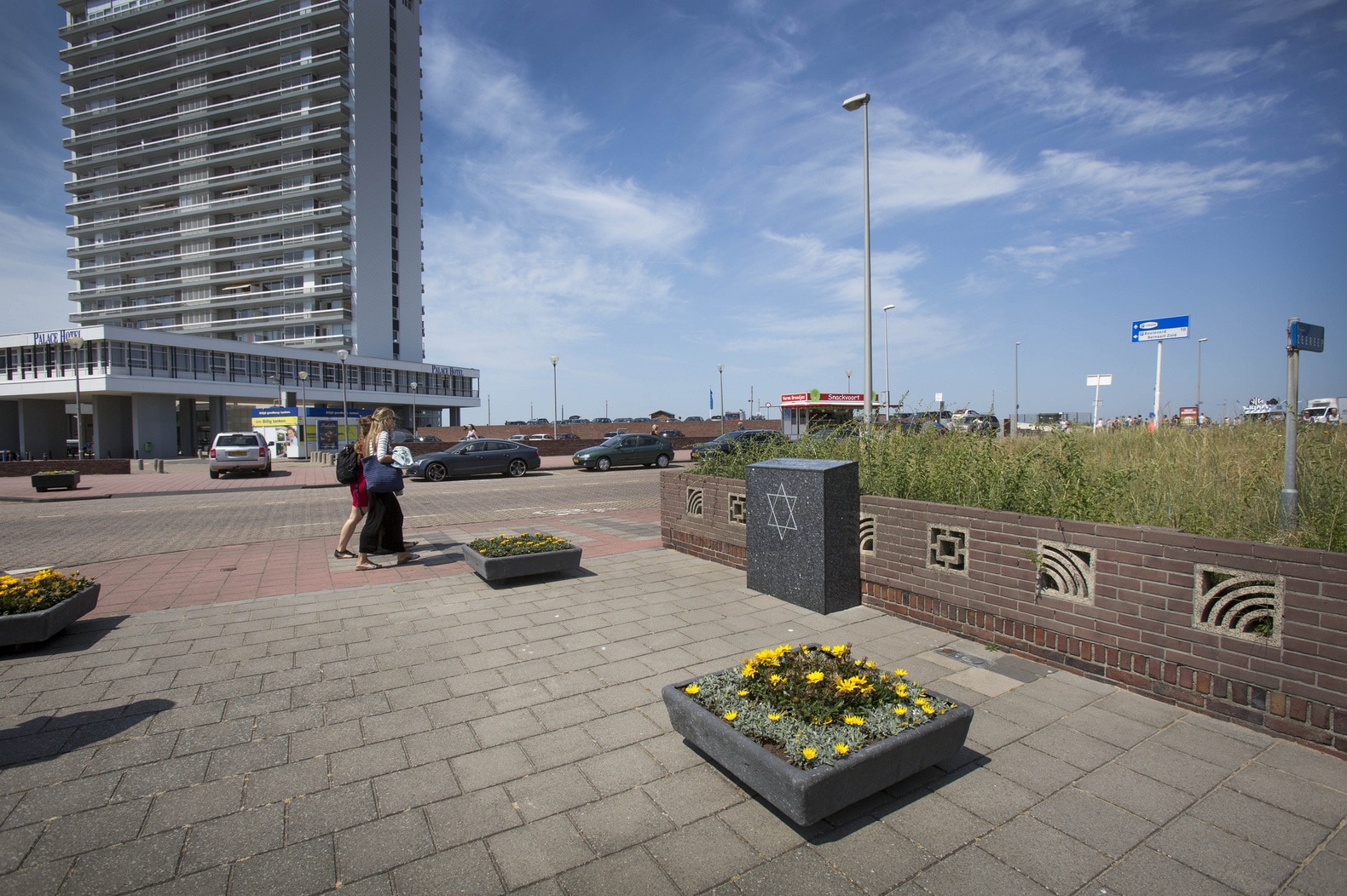 De open zenuw van Zandvoort | Trouw - Deze Duitse Plaats Werd Als Gevolg