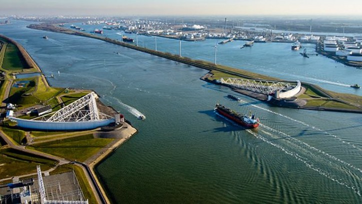 Deepening of Nieuwe Waterweg starting in spring - VesselFinder - Welke Waterbouwkundige Ontwierp De Nieuwe Waterweg
