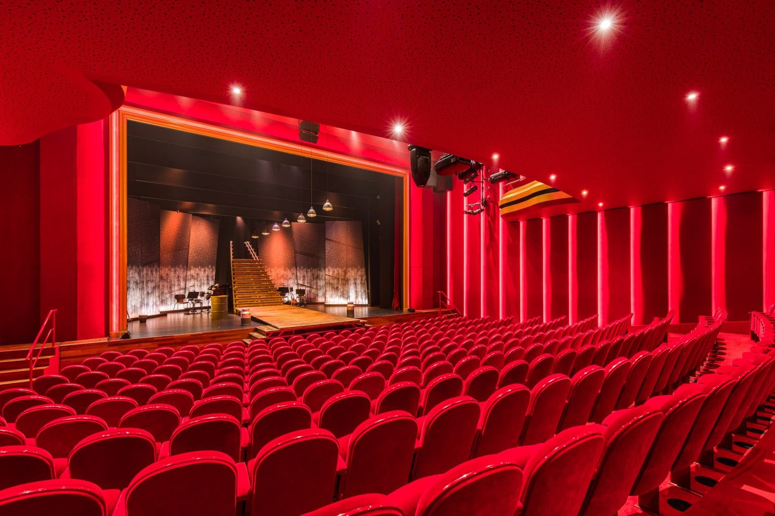 DeLaMar Theater - Unique Venues of Amsterdam - Parkeren Bij De La Mar Theater
